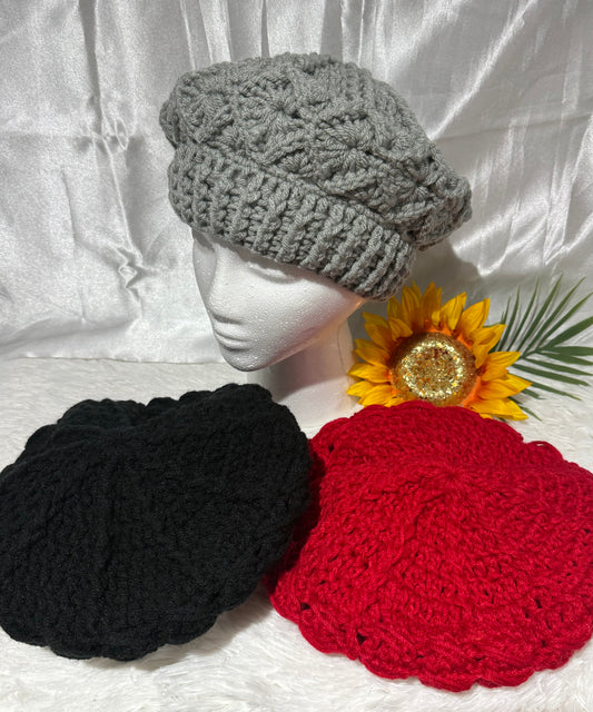 B001. Boina PRINCESA tejida a mano