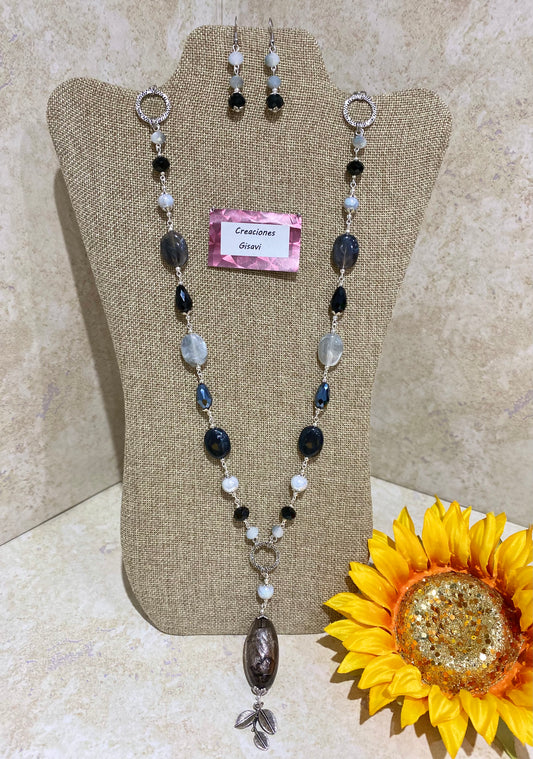 2028. Long necklace with gray and black crystals