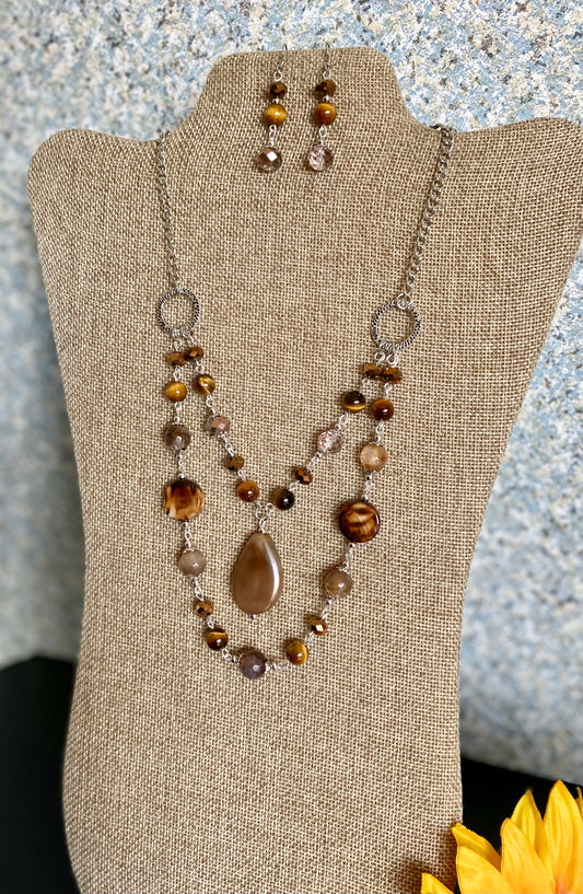 2031. Double necklace with brown agate and tiger’s eye stone