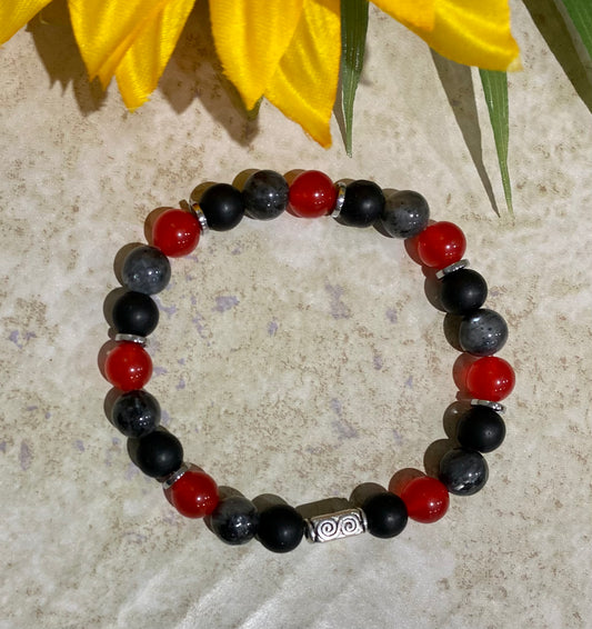 HEART ENERGY and PROTECTION bracelet with agate, labradorite and red jade