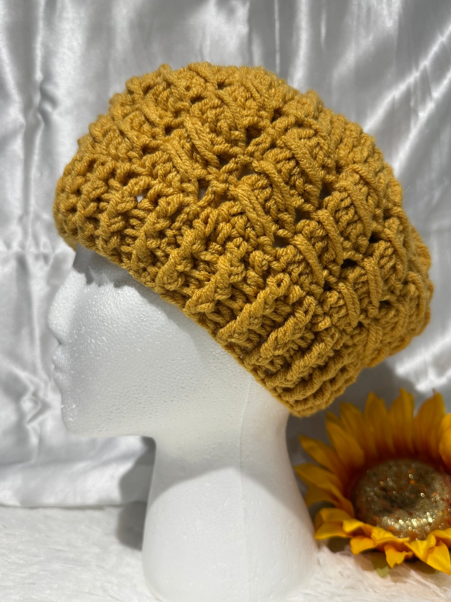 B002. Boina PRINCESA tejido a mano